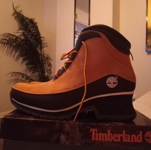 Women Timberland heel boots 8.5